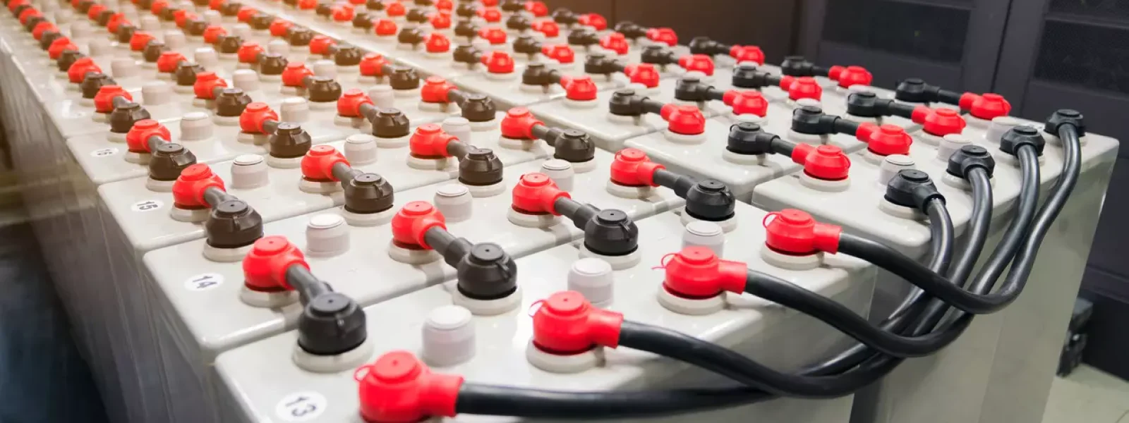 baterias-power-systems-industriales-enersys-mexico